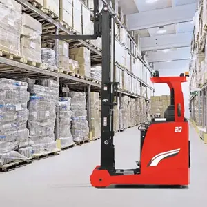 Empilhadeira Retrátil